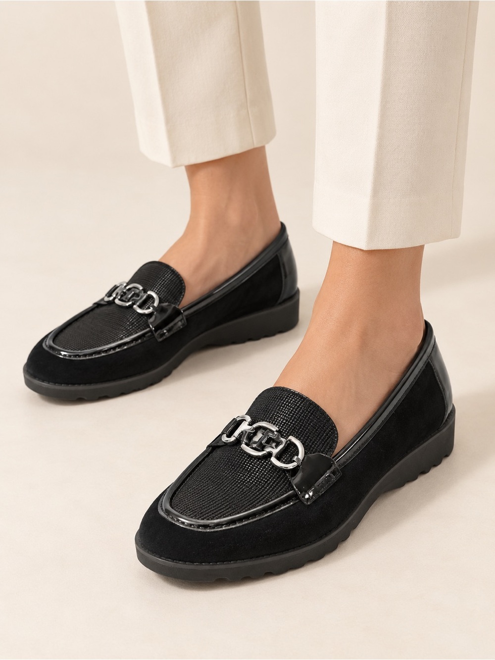 Donald Pliner Clio loafers black suede size 9.5 M